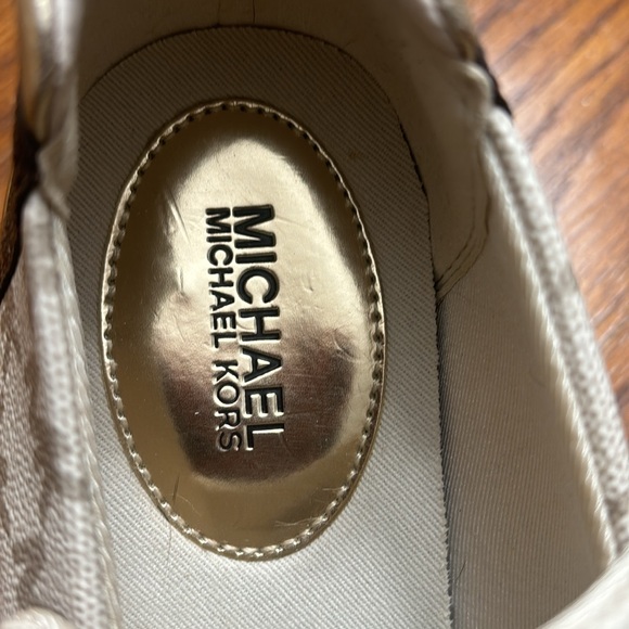 cream and brown slip on shoes. Worn a couple times per friendly home smoke free - Picture 2 of 5